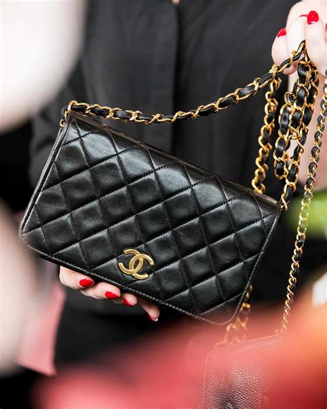 where to buy vintage chanel bag in paris